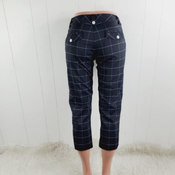 Nike Audrey Golf Cropped Pants - Picture 2 of 2